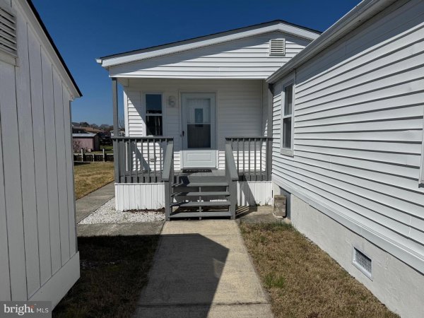 36991 LAWS Pt Rd SELBYVILLE, DE 19975