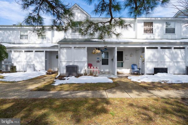 38256 HUMMINGBIRD Ln #214 SELBYVILLE, DE 19975